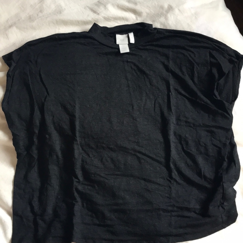 Black shirt